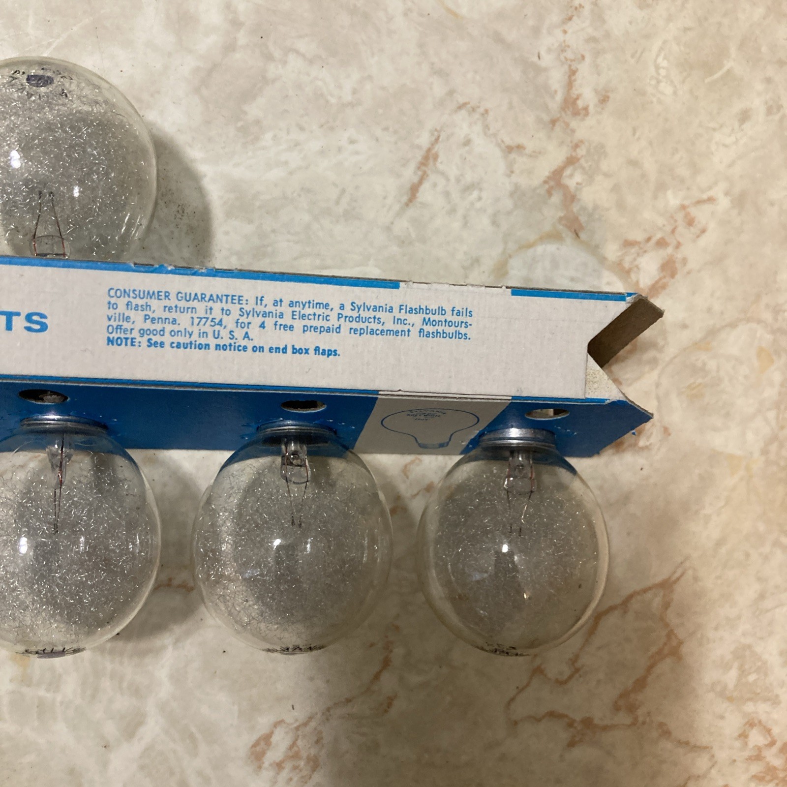 Vintage Sylvania Blue Dot Clear Flashbulbs 6 Ct. In 12 Ct. Box Press 25