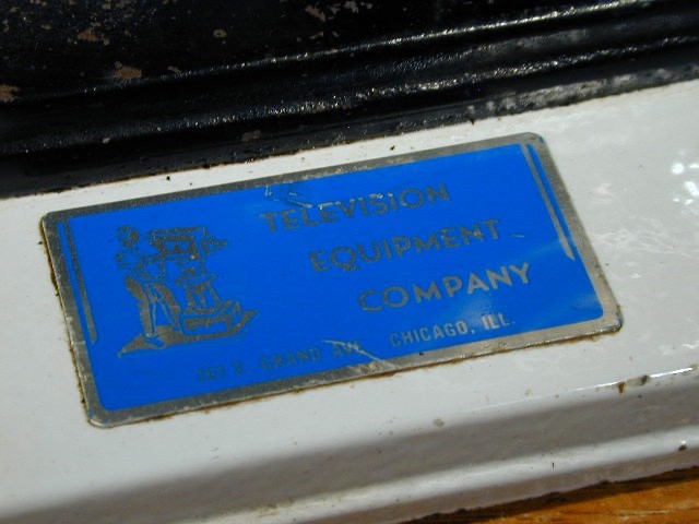 NEUMADE 16MM FILM MEASURING MACHINE MODEL HM-5-S ON PAINTED METAL BASE