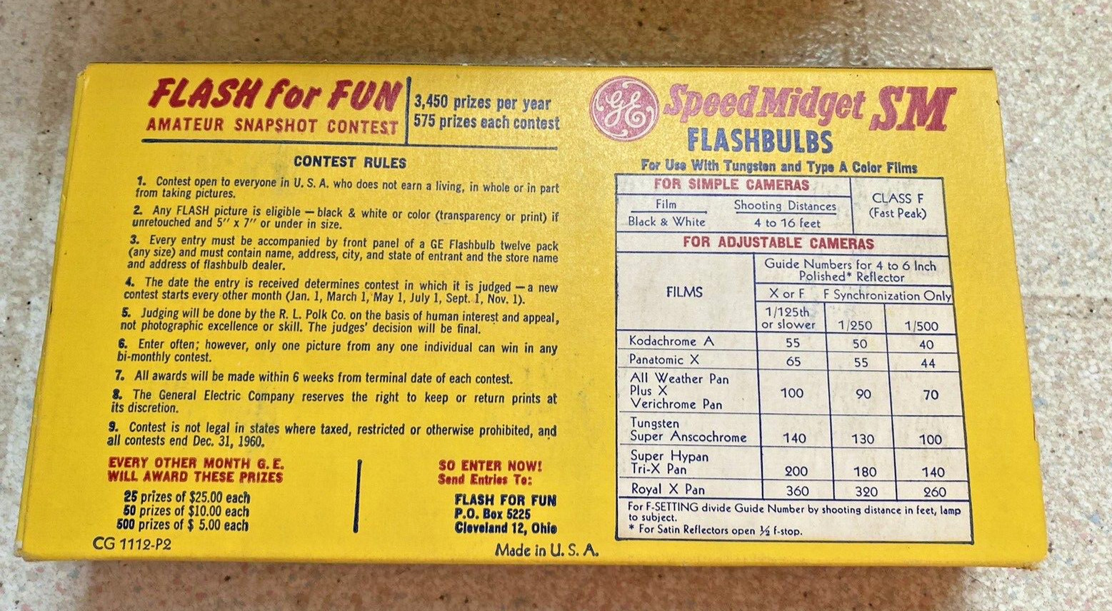 Flashbulbs Type SM Speed Midget, vintage film camera, general electric