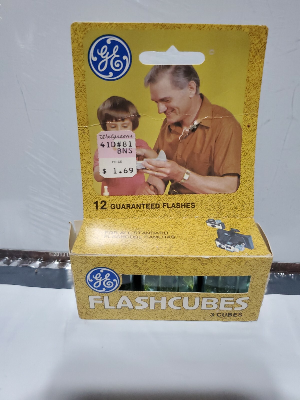 Vintage GE Flashcubes Set Of 3 Cubes New in Origianl Package 12 Flashes