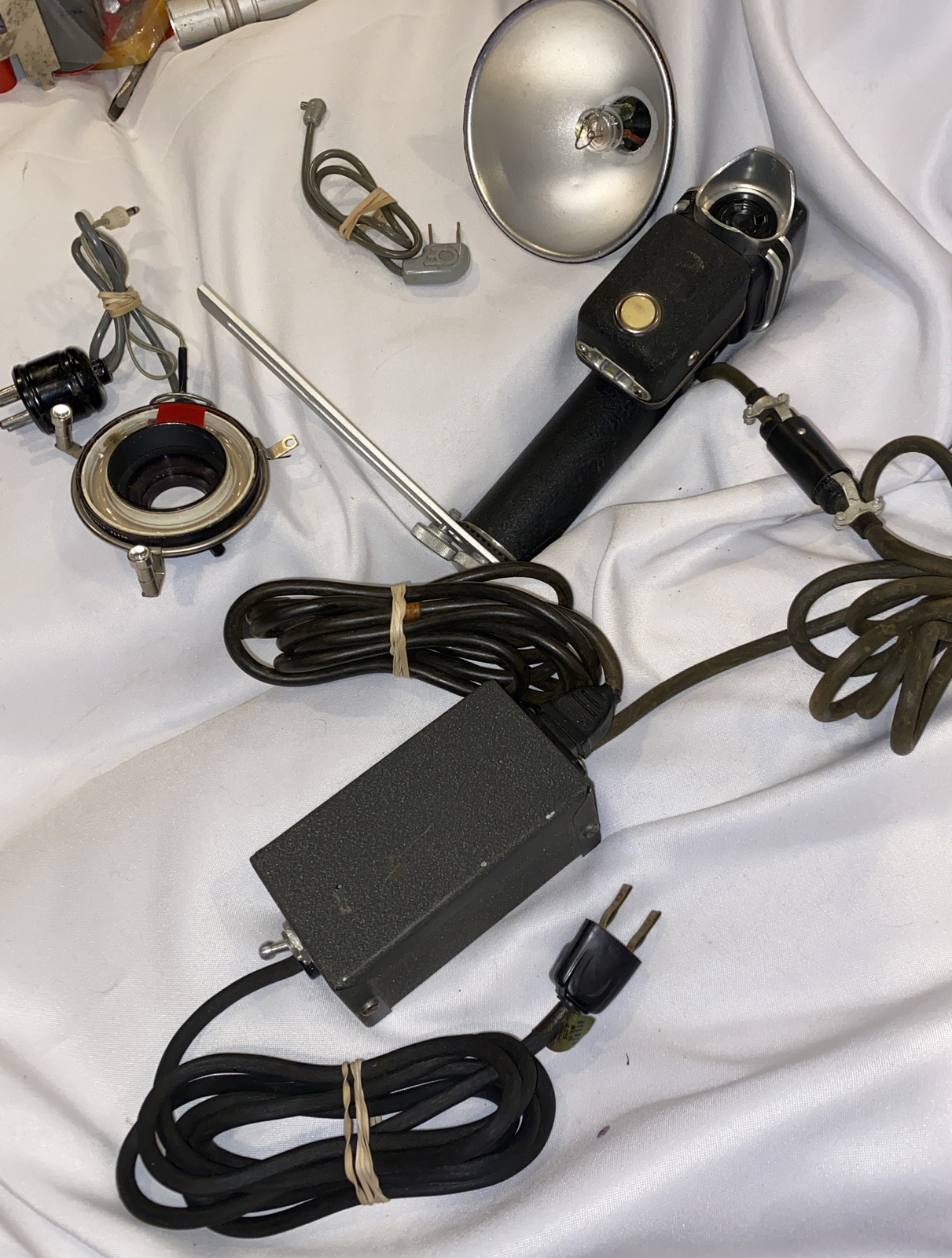 Vtg Foto Flash Co. Model 1 w/ Medical Flash Ring light + Reflector Flash *TESTED