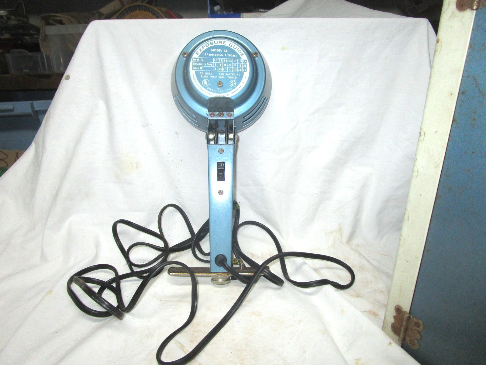 Vintage Smith-Victor Model L6 Studio Light w/ Case 650W Photo Lamp–Working
