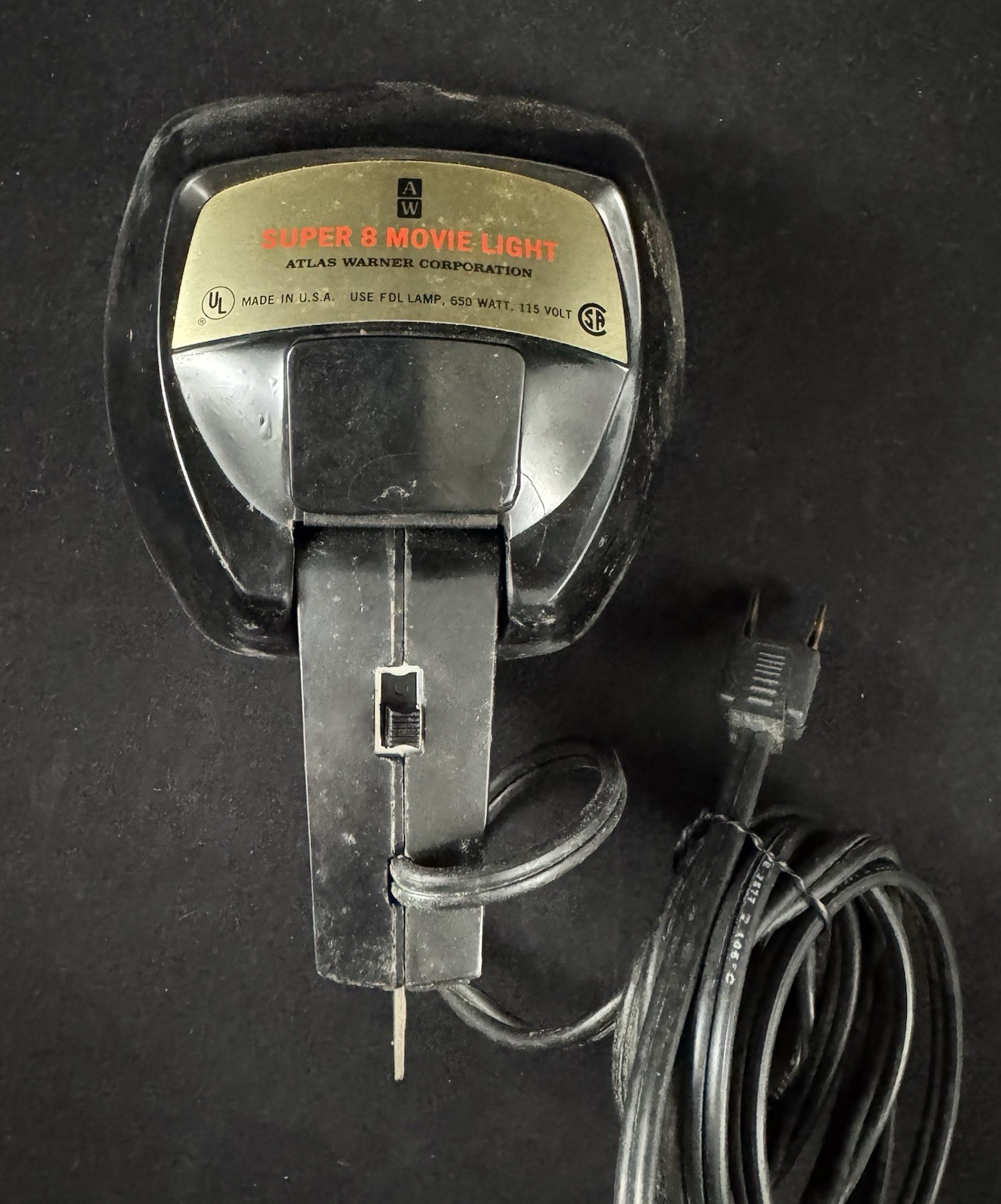 Vintage Atlas Warner Super 8 Sealed Beam Movie Light Model 855 – Made in USA