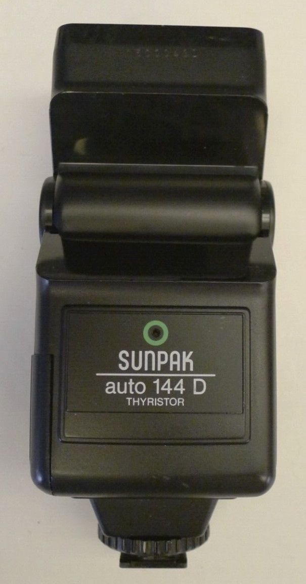 Sunpak Auto 144 D Thyristor Hot Shoe Flash – TESTED