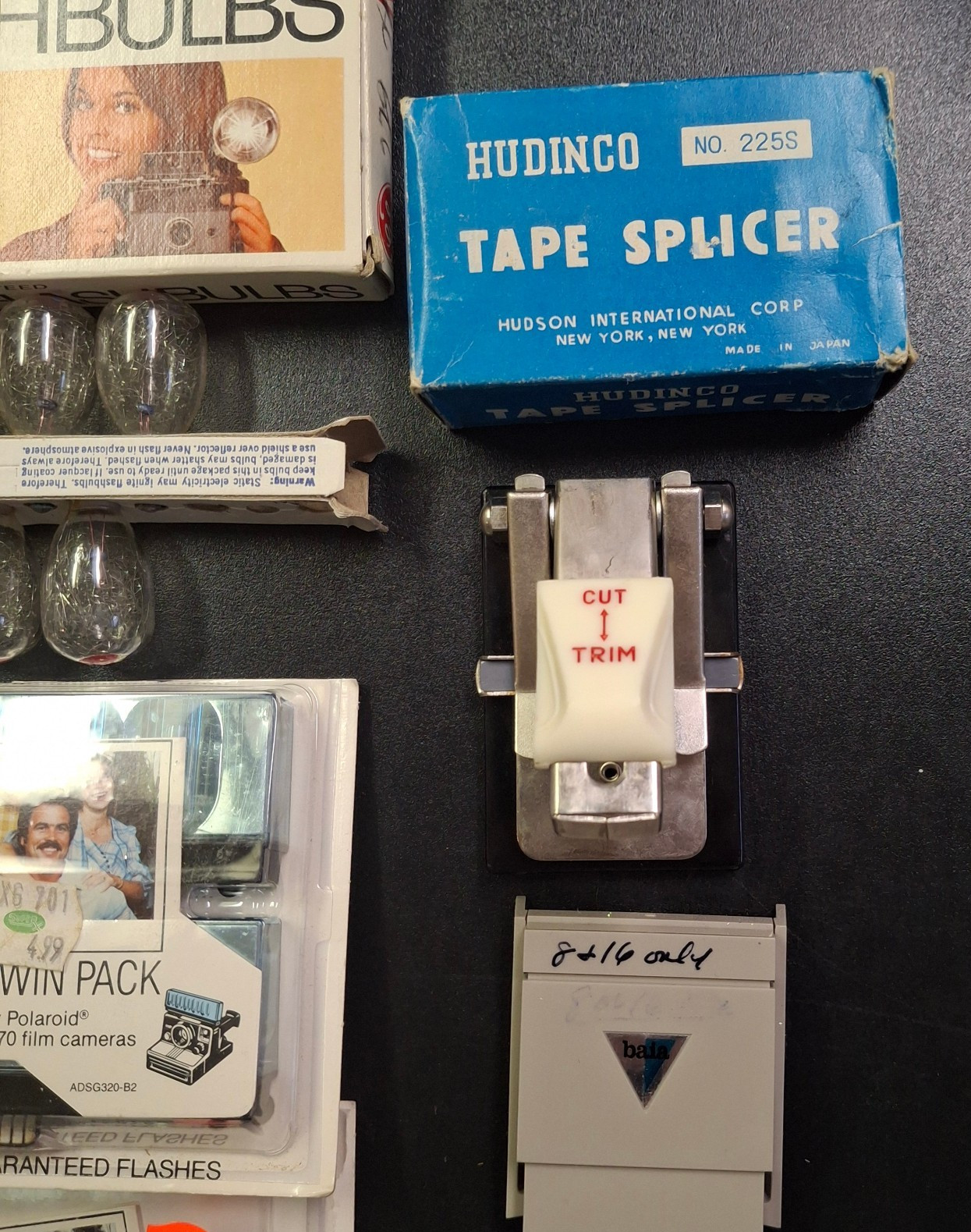 VTG Lot GE Flash Bulbs Polaroid Flash Bar Sylvania Projection Bulb Tape Splicers