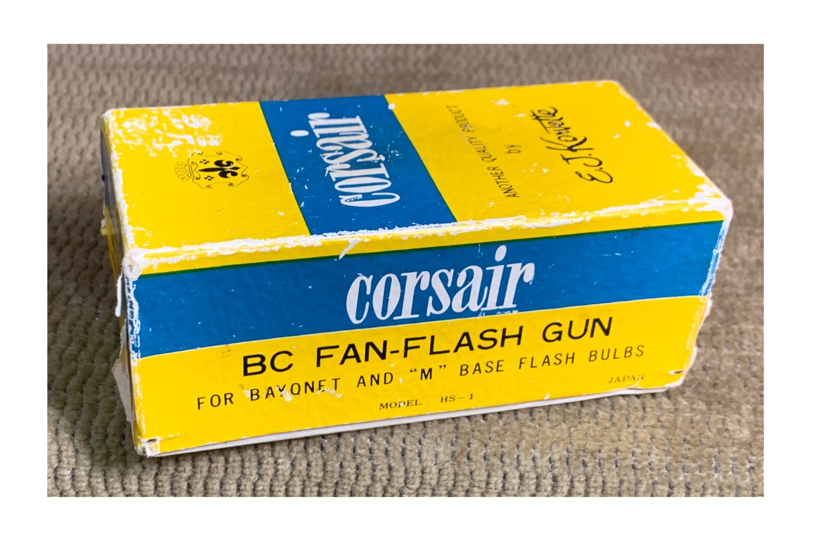 VTG CORSAIR BC FAN-FLASH GUN FOR BAYONET & “M” BASE FLASH BULBS