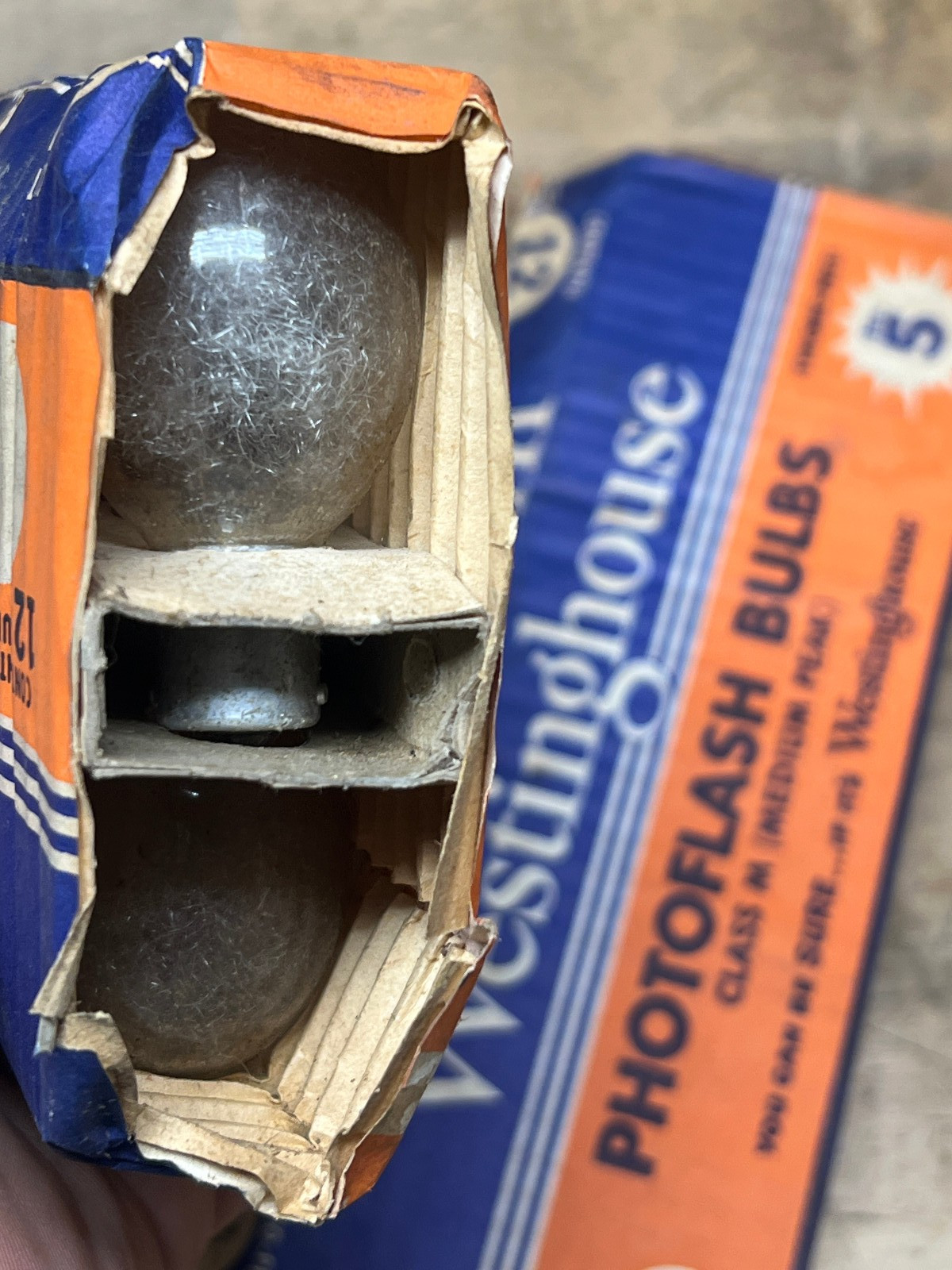 Westinghouse Photoflash Bulbs, specifically Class M Medium Peak No. 5 Lot Of 24
