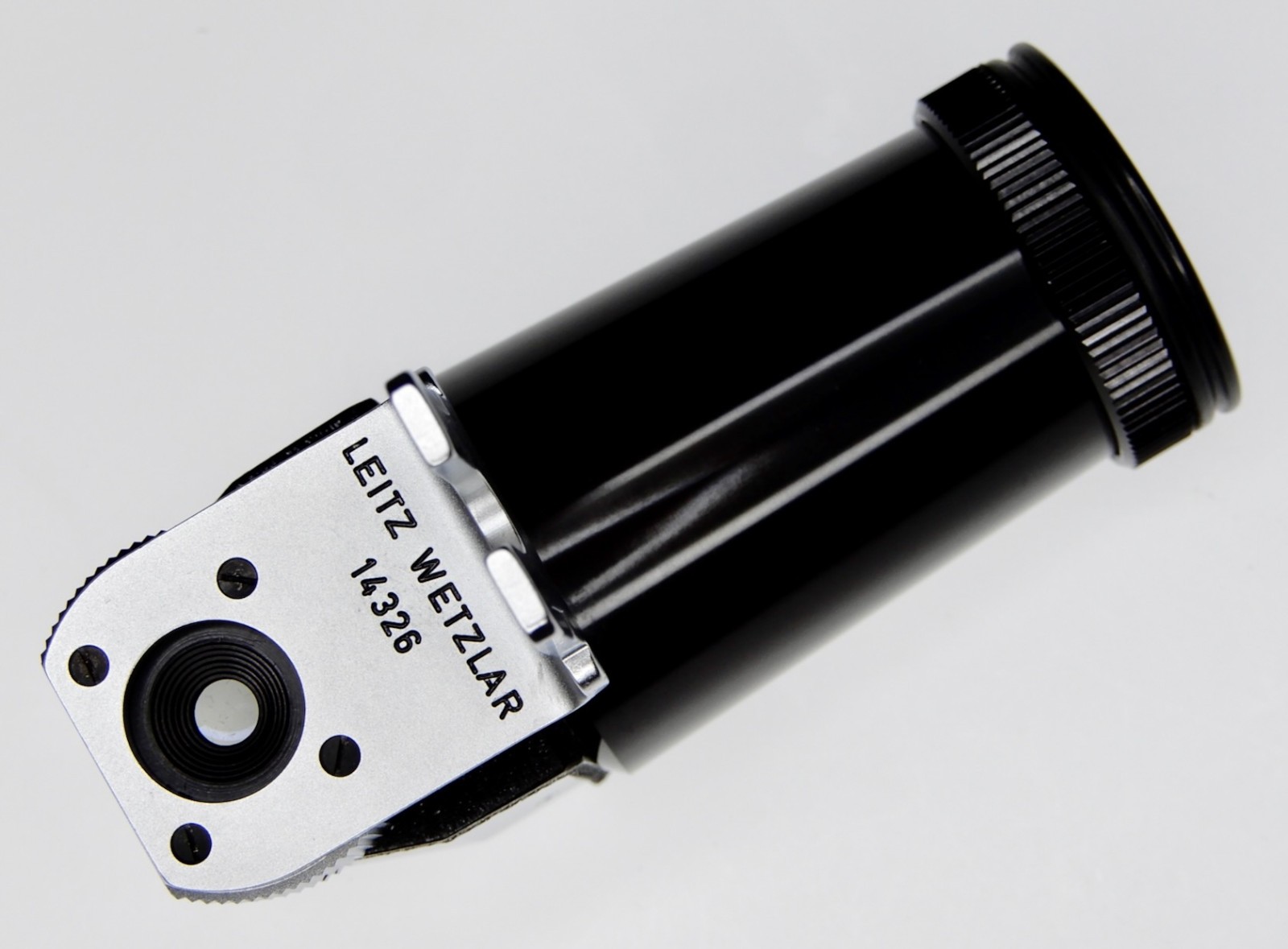 Leica 14326 Right Angle Finder for R4,R5 ……………. Minty