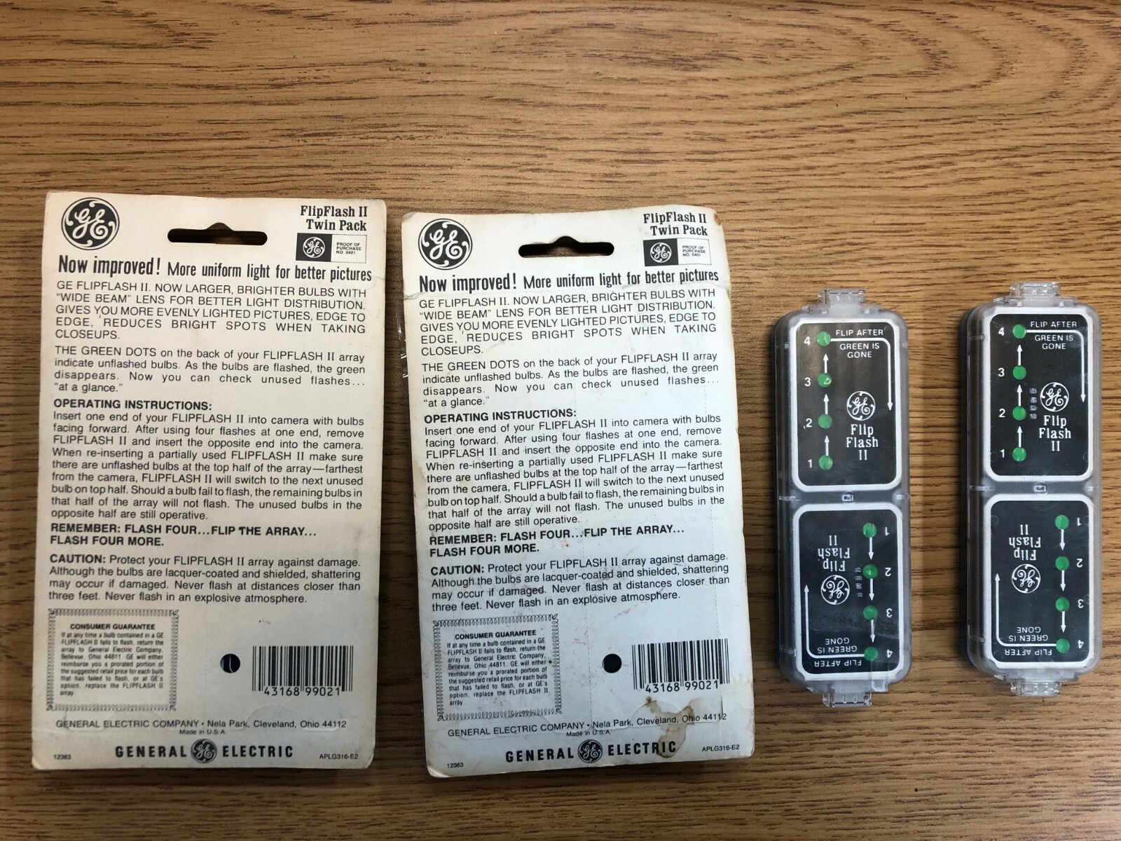 General Electric GE Flip Flash II 2 (2 Twin Packs in Box & 2 singles out of box)