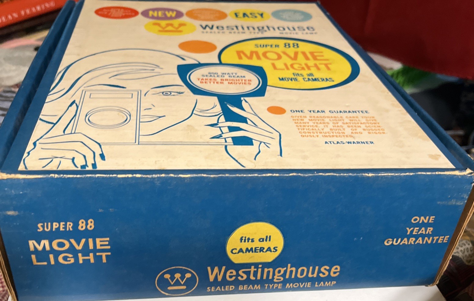 Vintage Westinghouse Super 88 Movie Light 650 Watt Sealed Beam Original Box. XH