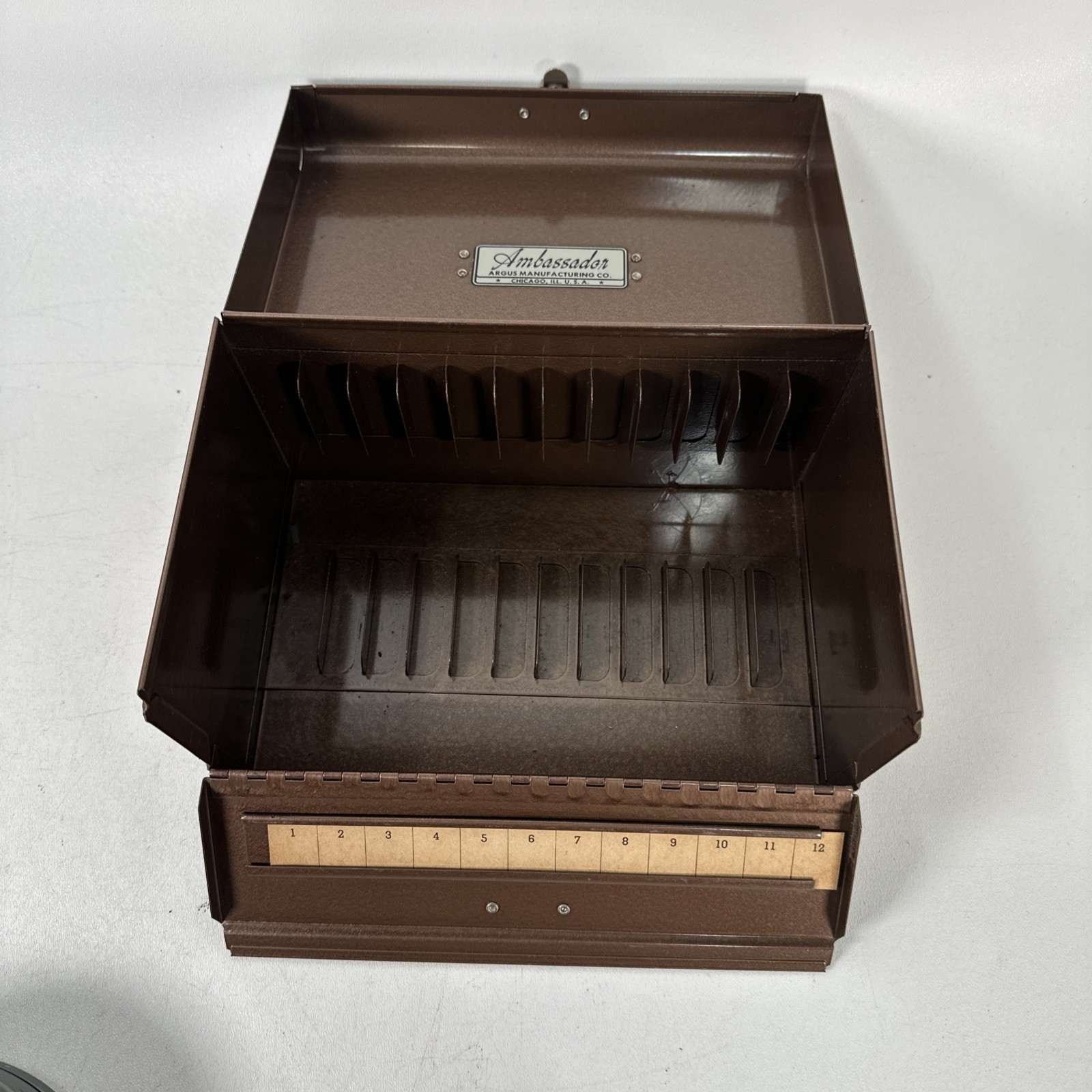 Vintage Ambassador Argus Case With Film Reels And Tin Cases Great Shape! Nice!