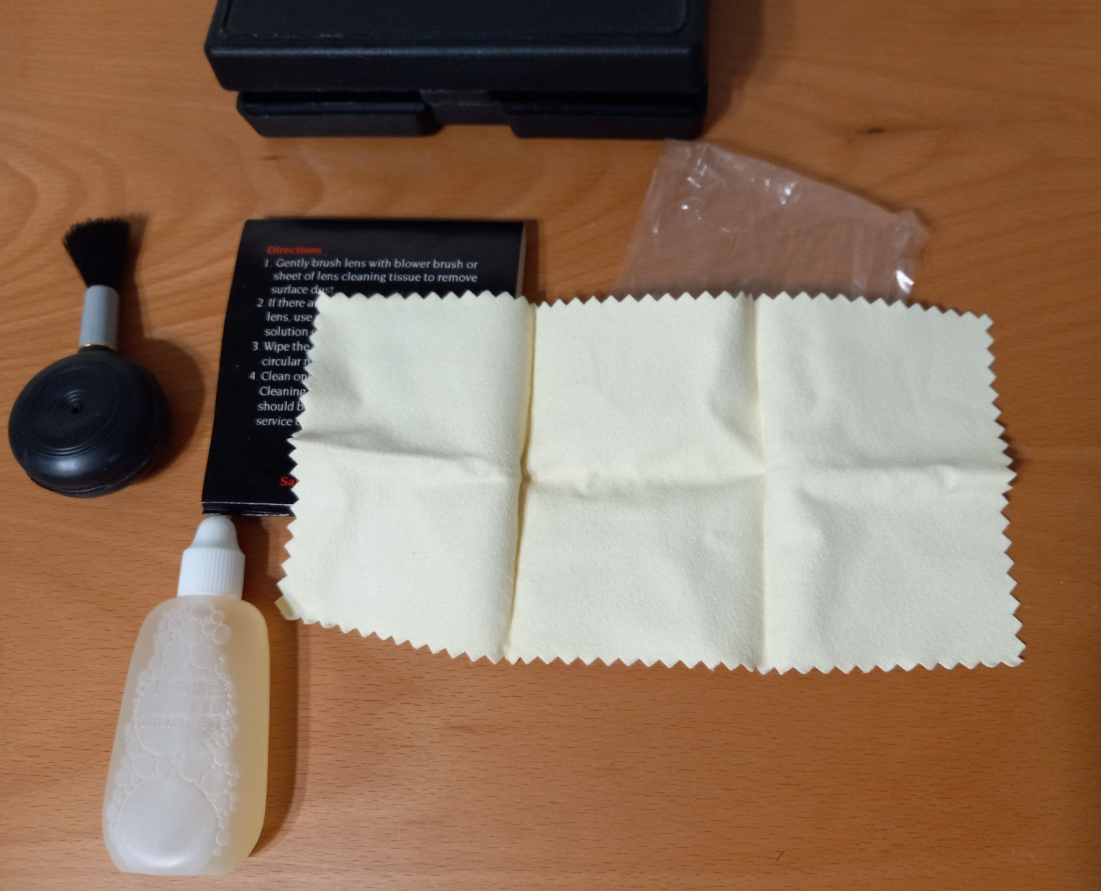 Vintage Vivitar Camera Lens Cleaning Kit With Case New