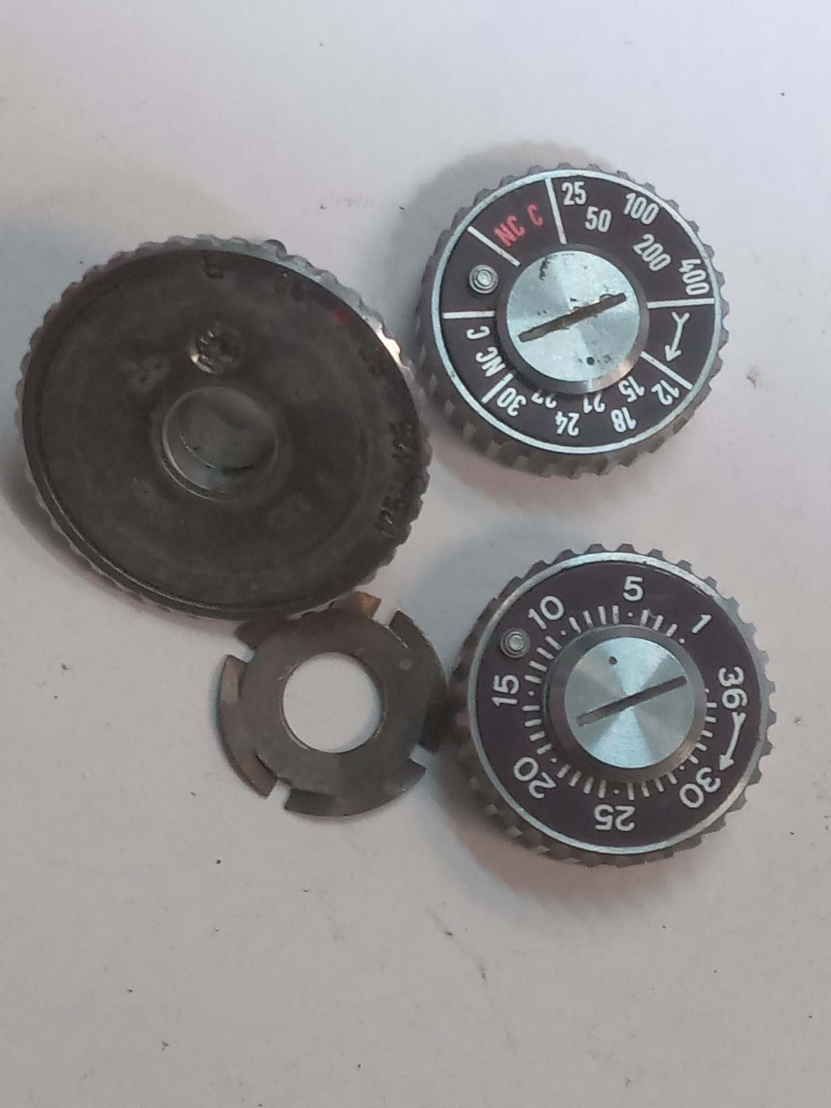 EXA 1 Ihagee Dresden Rewind, Shutter Speed, Film Counter Knob Original Used Part