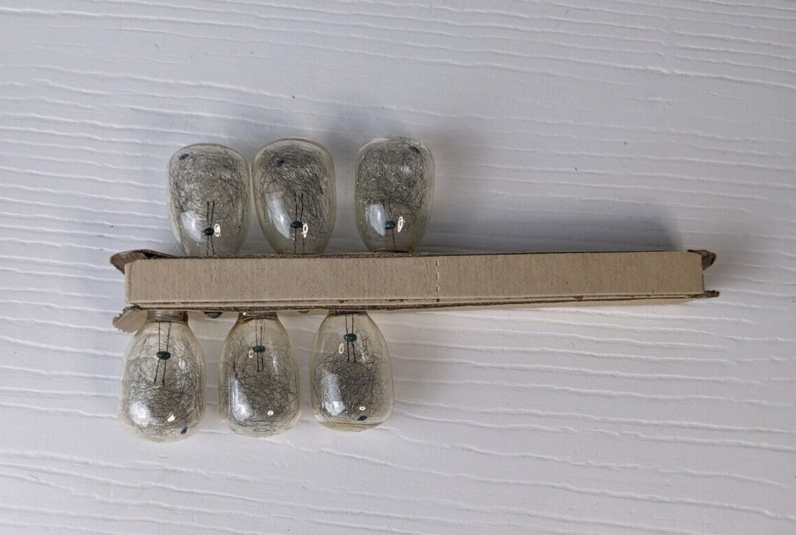 Fotomat M3 Flashbulbs Blue Flash (6 Bulbs left in Package) Vintage #Bin A