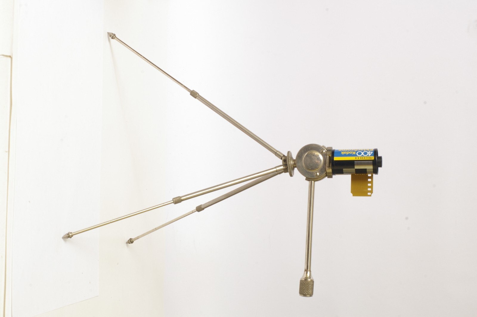 F92515~ Vintage 1940’s Tiny Micro Tripod w/ Leg Extensions, Adjustable Head