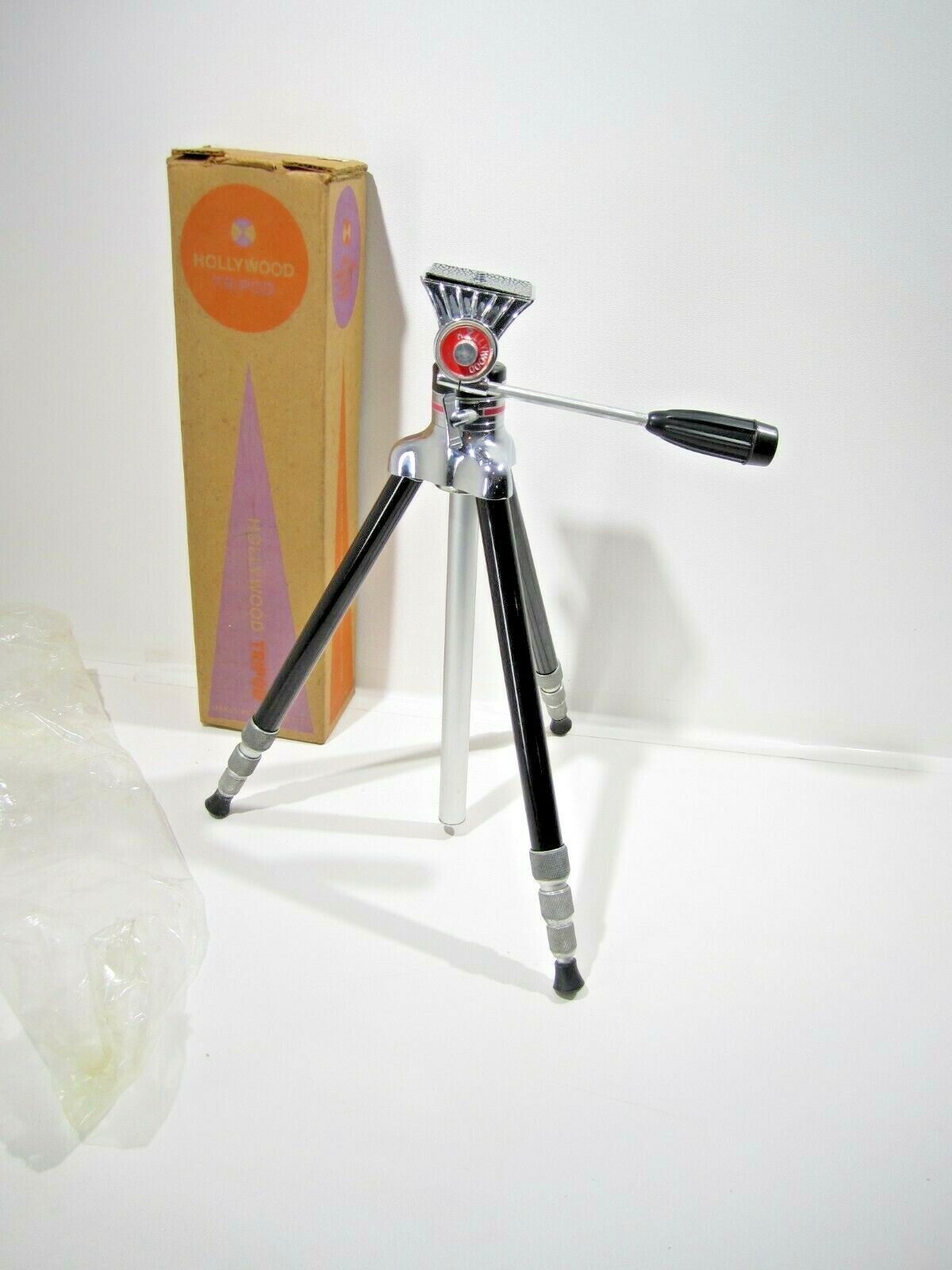 Vintage Hollywood Producer Lift Model Camera Tripod Works Great w Original Box