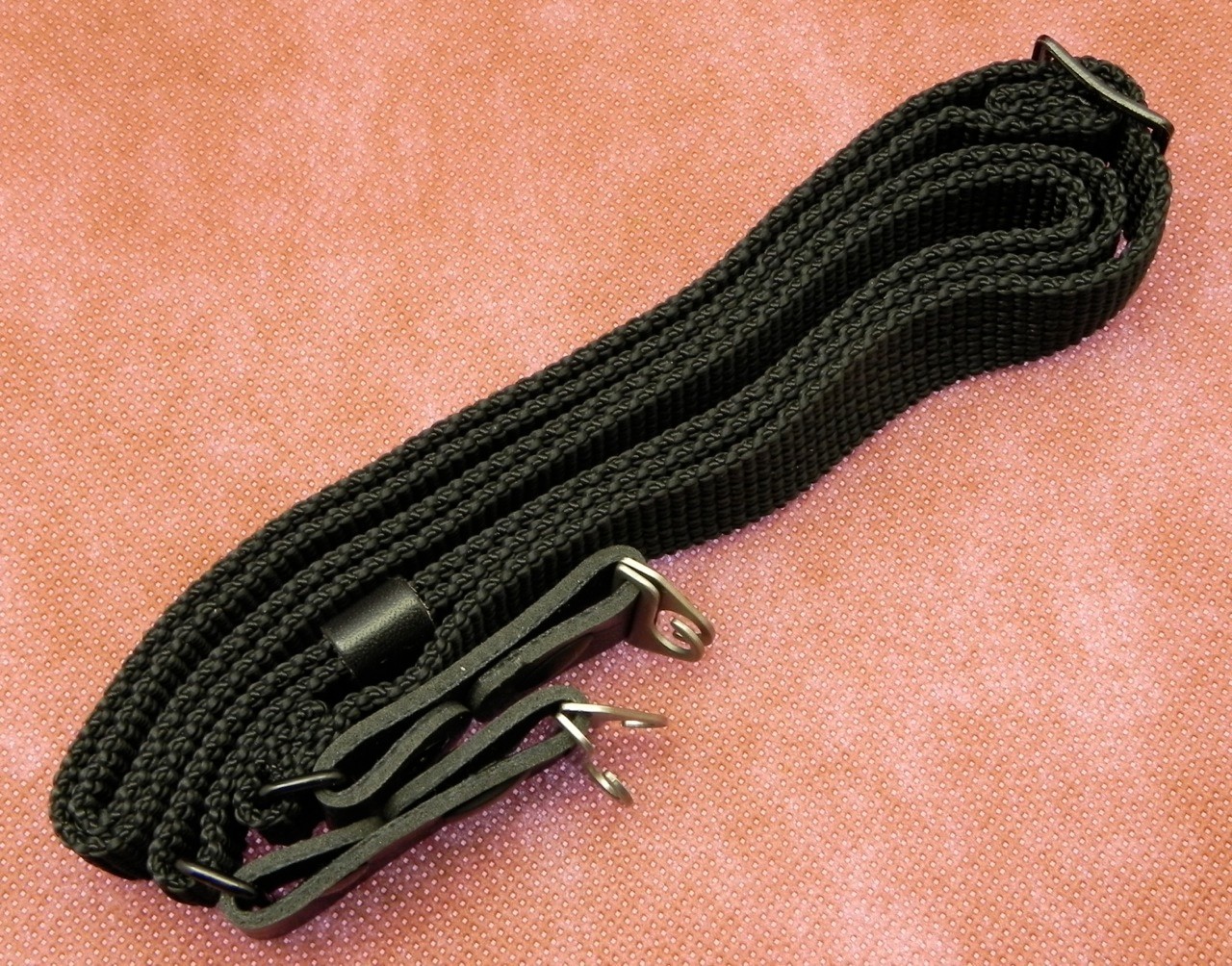 Leica Strap for M #8 ………… MINT