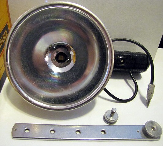 1950s Kodak B-C Flashholder w/ Bulbs Guard bar Original box and Manual