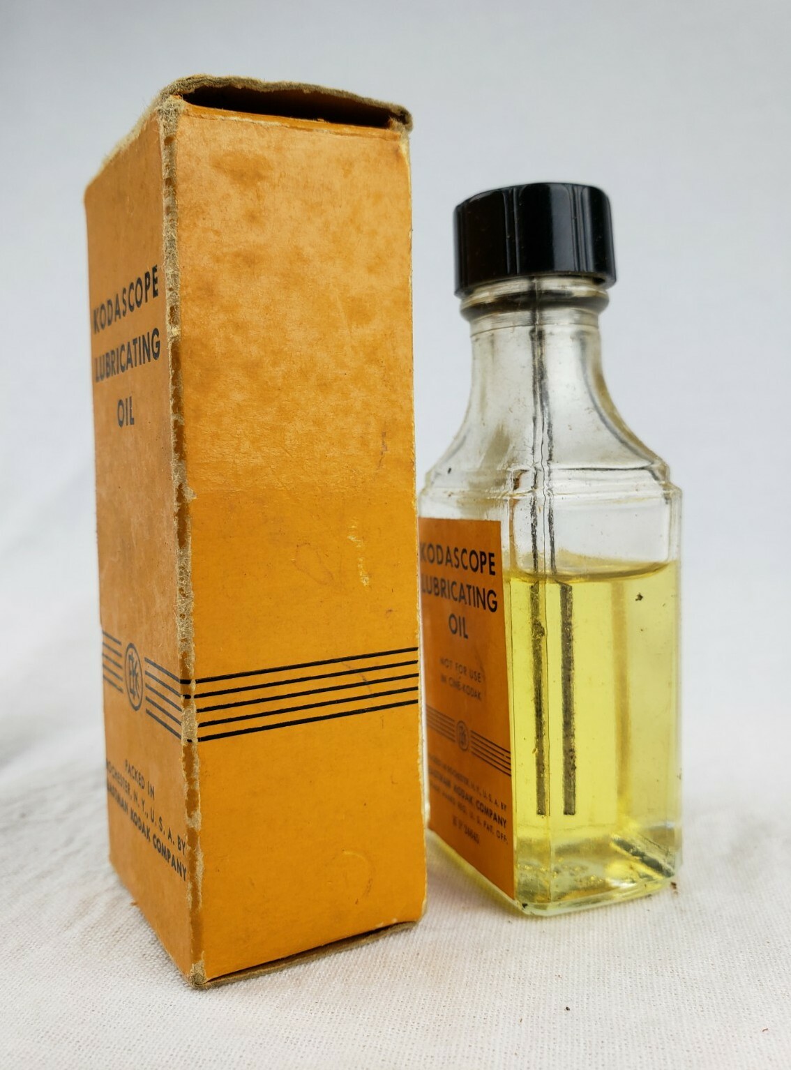 Vintage Eastman Kodak Co. Kodascope Lubricating Oil Bottle Original Label & Box