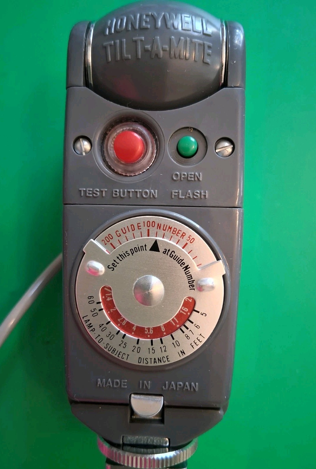 Vintage Honeywell Tilt-A-Mite Flash Unit With Case CAT. NO 219 Photography Flash