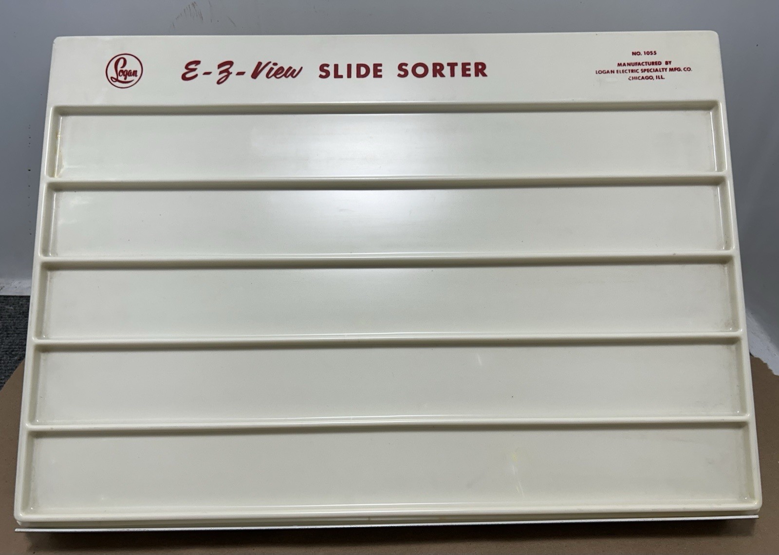 VINTAGE LOGAN ILLUMINATED SLIDE SORTER E-Z VIEW ORIGINAL BOX AND LIGHT 1055
