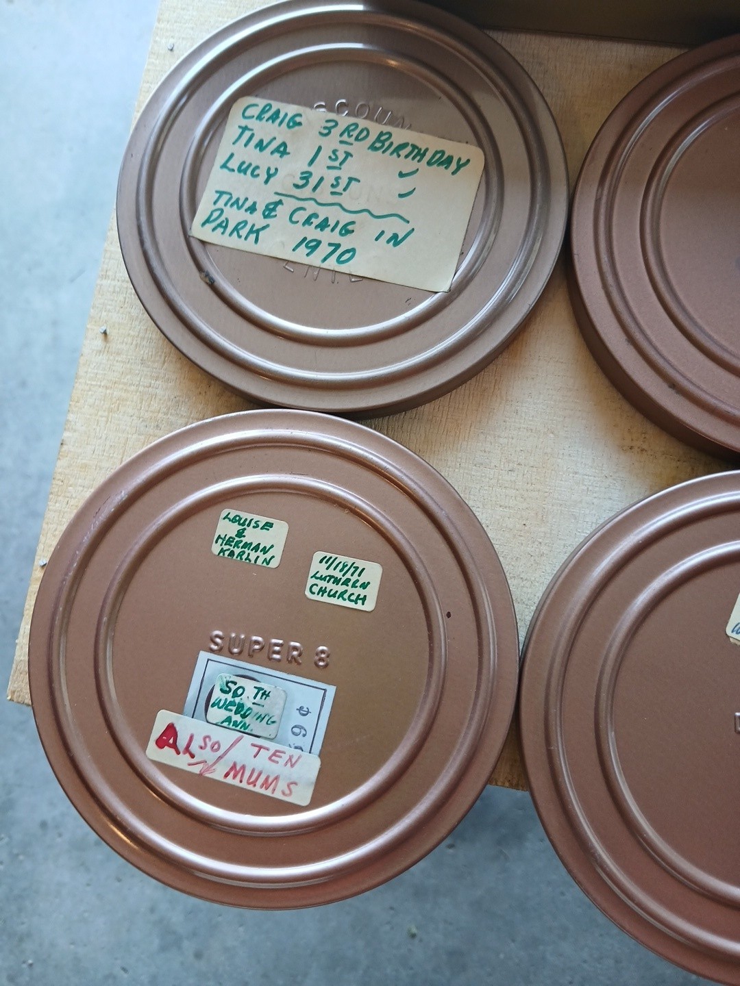 LOT OF 6 Super8 8MM HOME MOVIES 5″ CANISTERS ALL FULL With CARRYING CASE WOW!