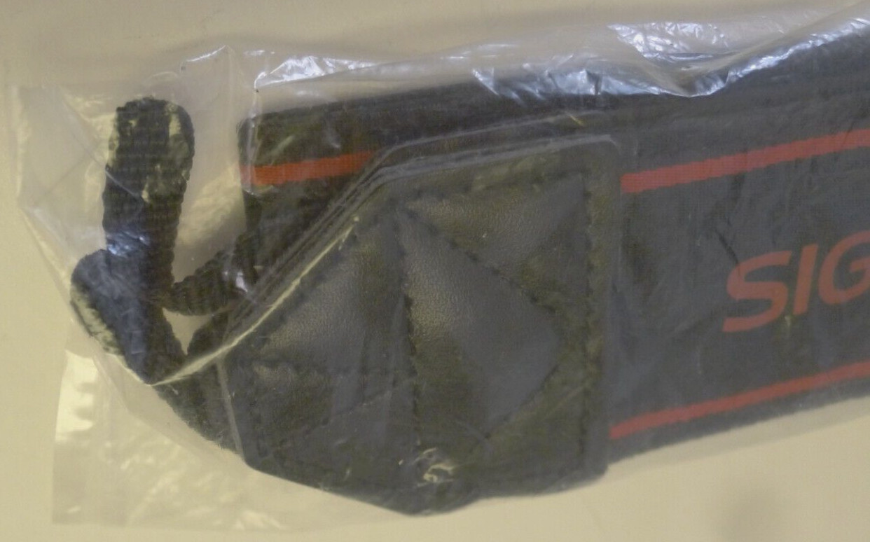 Sigma Camera Neck Strap 3/8″ Wide – Nylon with Red Print Logo & Stripes -NEW/NOS