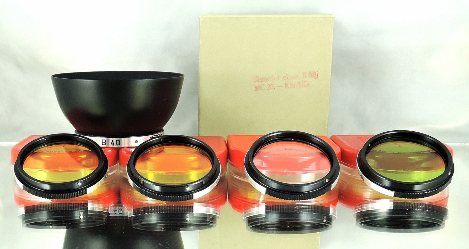 Flexaret Shade hood + Set of four color filters B36 MEOPTA Genuine Accessories