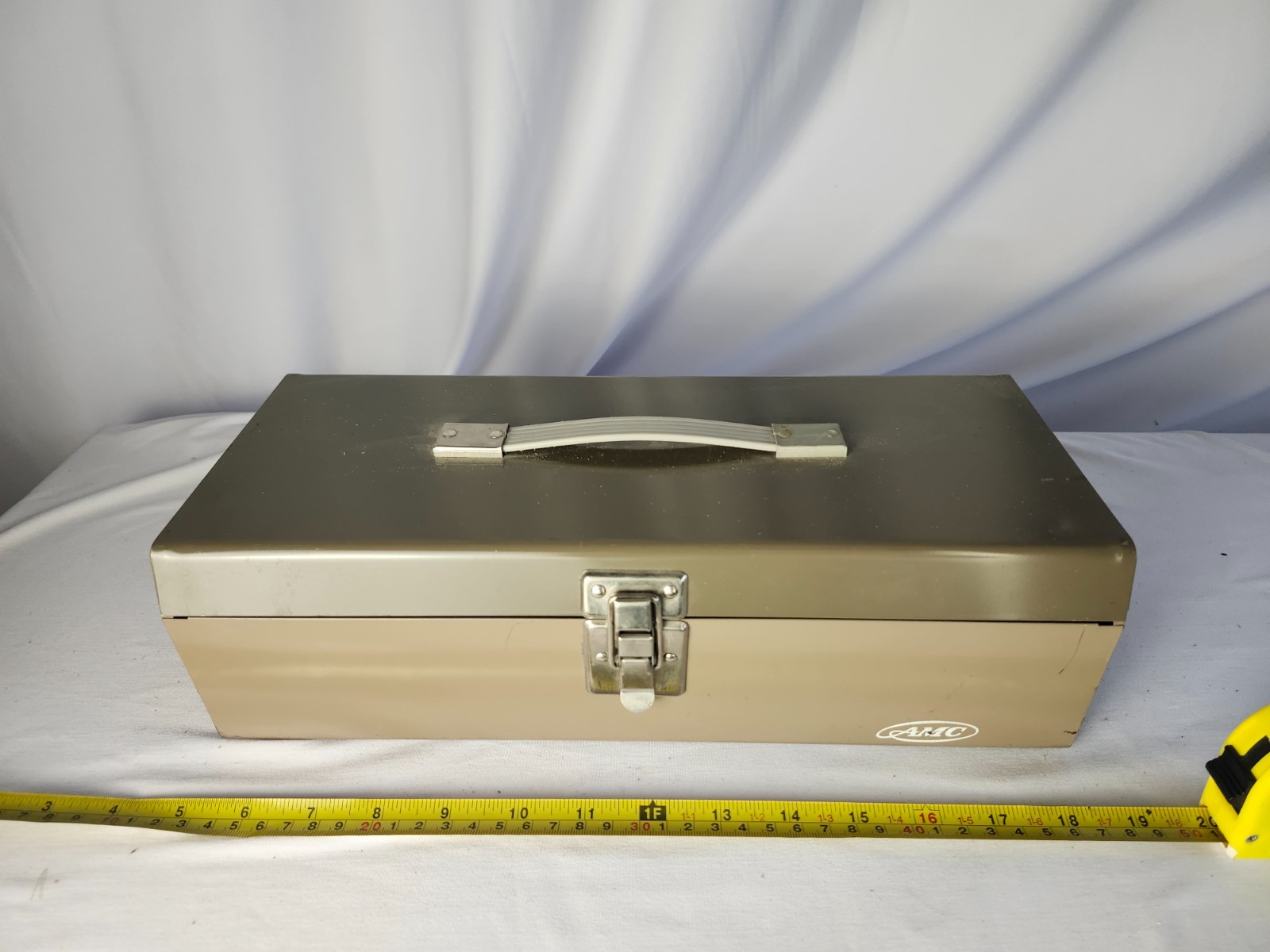 Vintage AMC Movie Light Model L8A – 650W Tested Working with Metal Case & Base