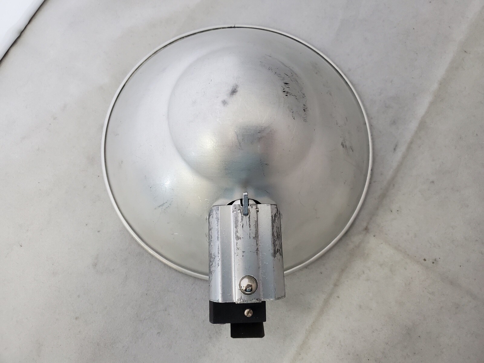 Kalart Safety First De Luxe Compak Flash Unit, No Cord, Untested, Ships Free