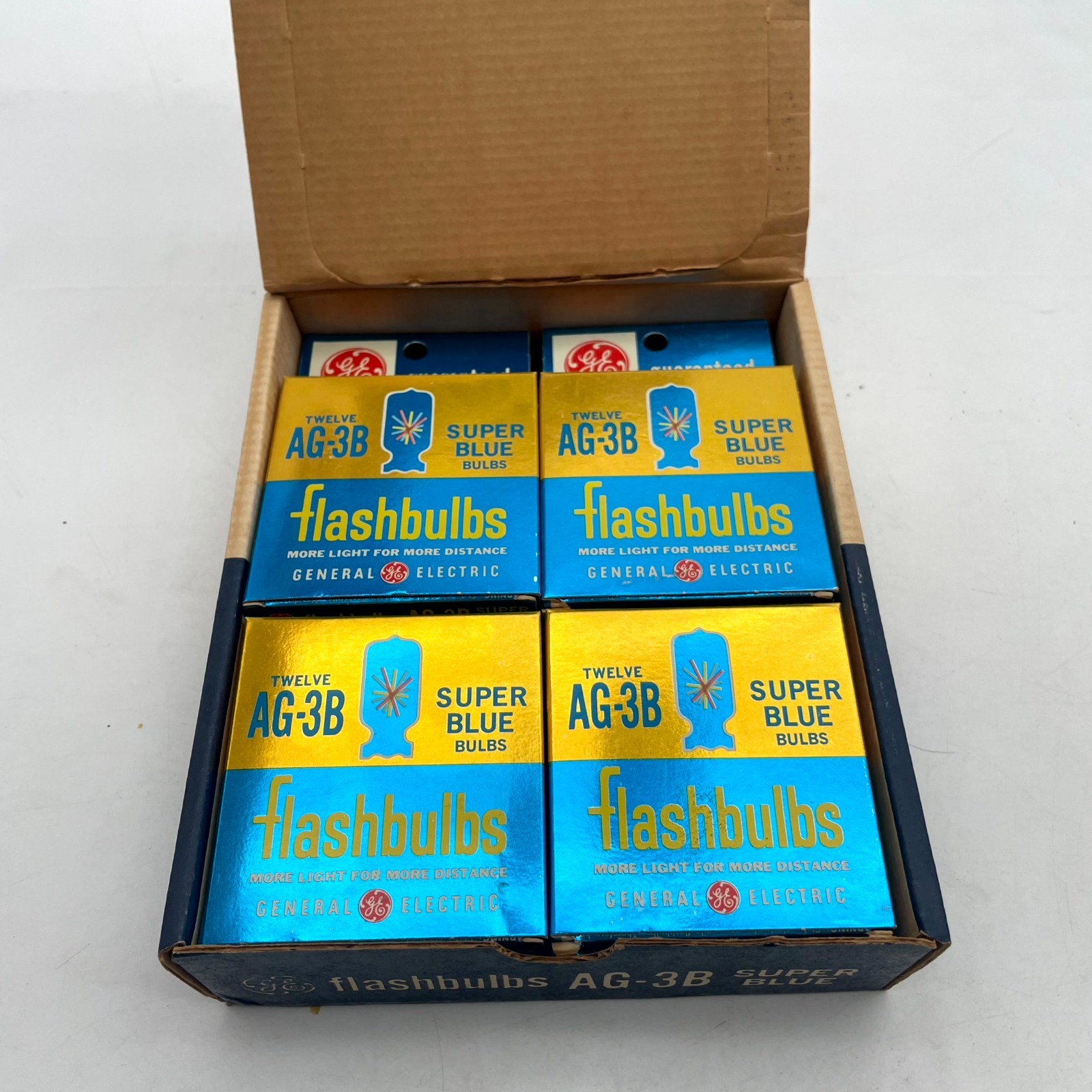 Lot of 12 General Electric AG-3B Super Blue Flash Bulbs for Film Photography