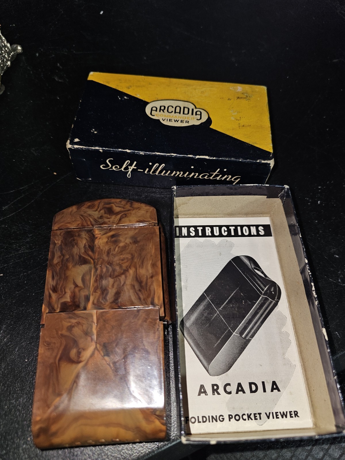 1940’s Vintage Arcadia Commander Pocket Viewer Self-Illuminating W/Box-Bakelite