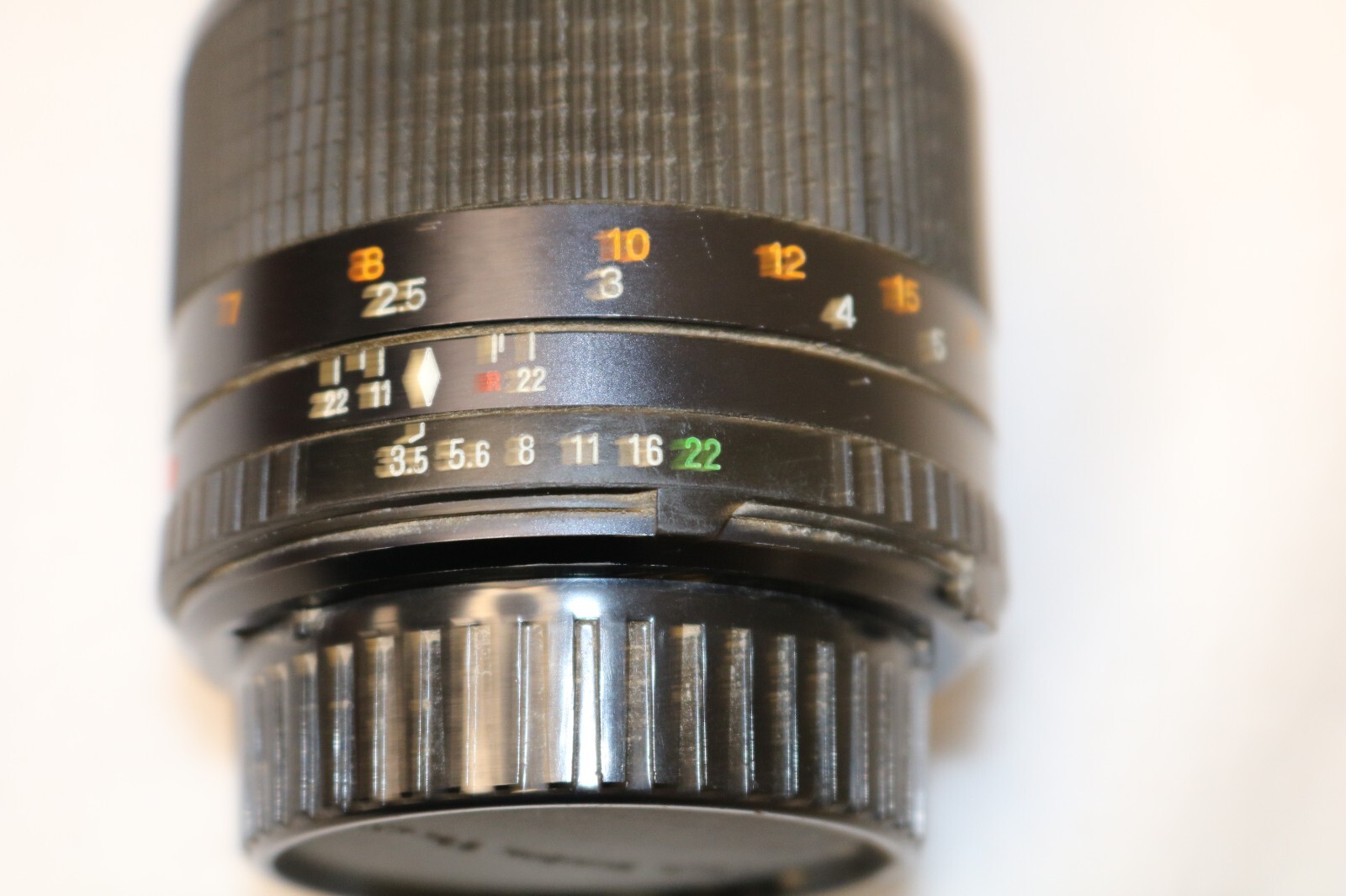 Minolta MD Celtic 135mm 1:3.5 Lens. F3.5 Manual Focus Prime Portrait lens