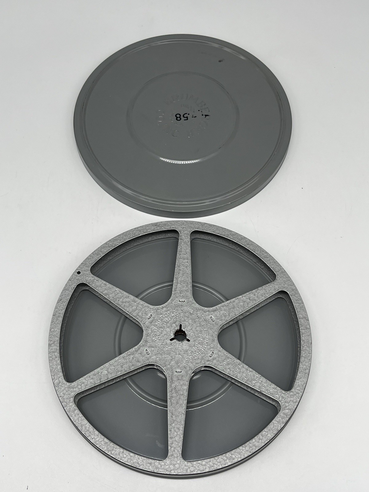 Vintage Brumberger METAL 8MM FILM CASE W/ Empty Reel