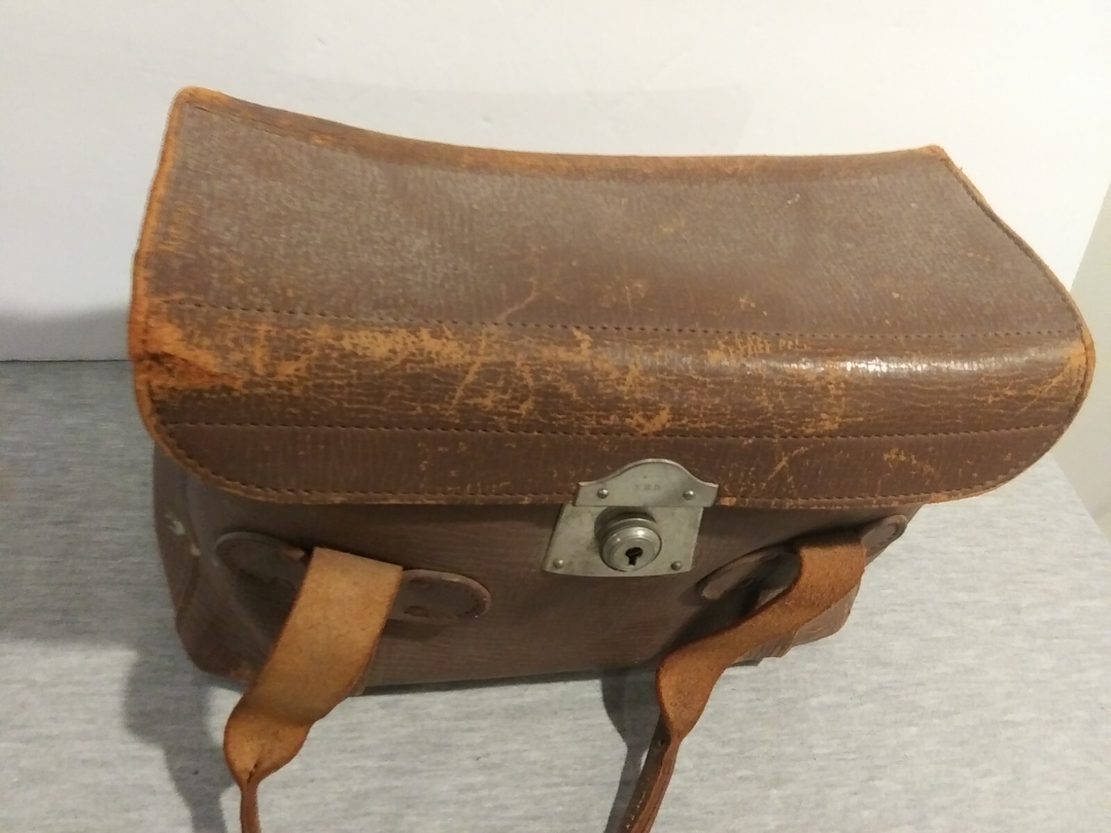 Vintage MINICAM Flash Bulb Equipment from 1950s Japan with bag
