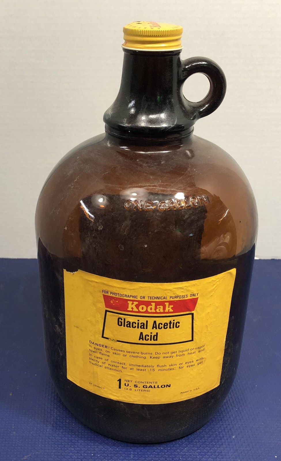 Kodak One Gallon Brown Amber Glass Bottle Jug vintage camera glacial acetic acid