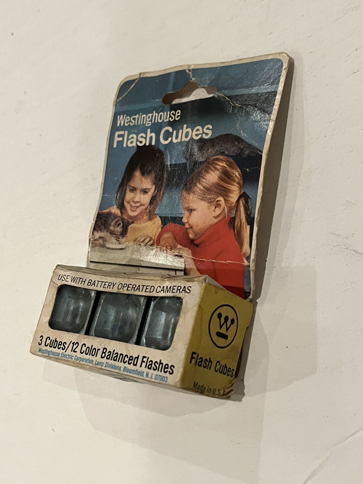WESTINGHOUSE FLASH CUBES 3 PACK VINTAGE CAMERA ACCESSORY IN PACKAGE