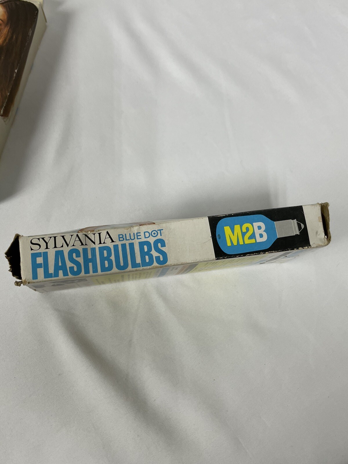 Sylvania Vintage Blue Dot Flash Bulbs M3B And M2b