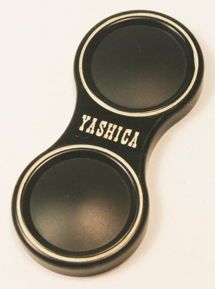 Genuine Yashica Bakelite Push-On Lens Cap For Early Type TLR Cameras