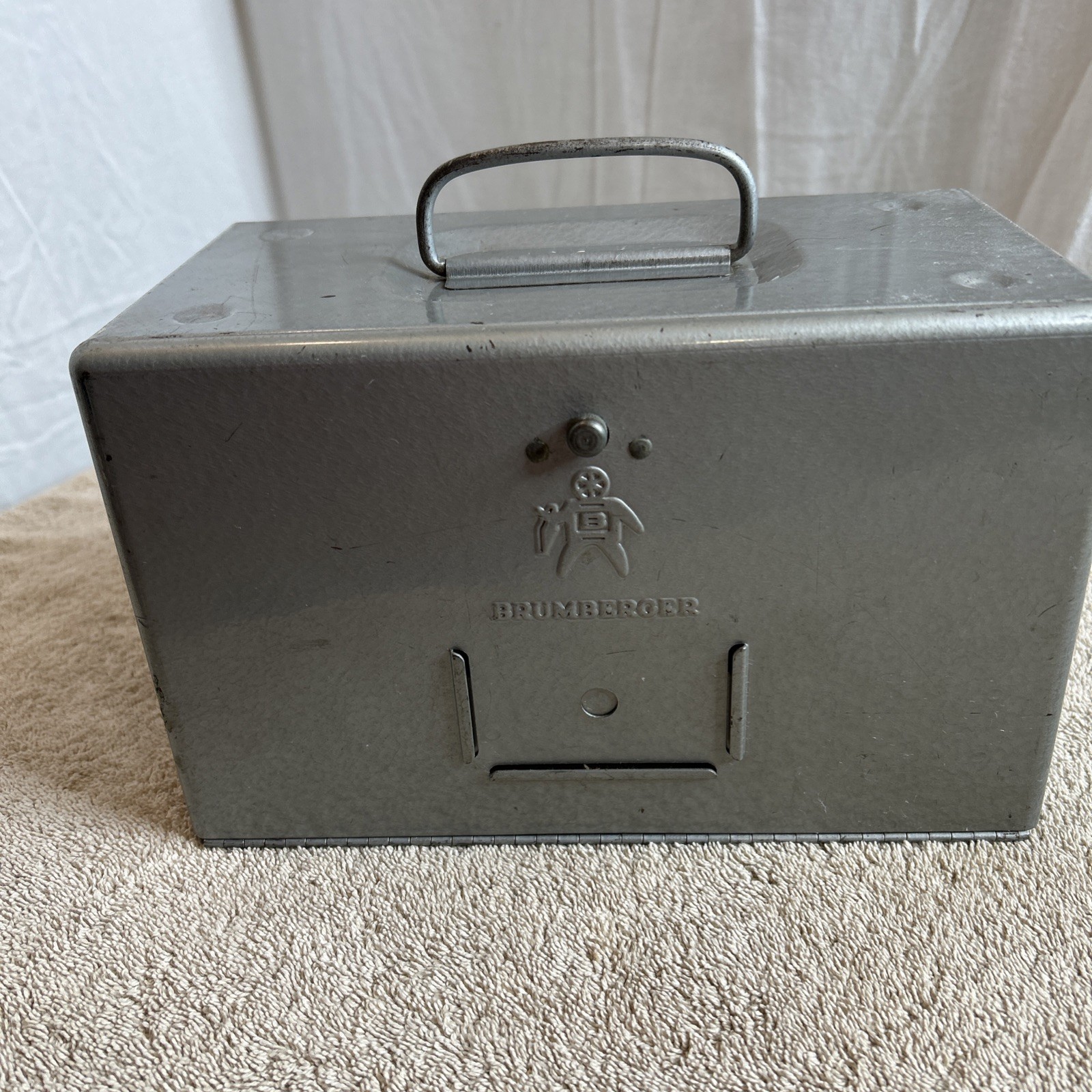 Vintage Brumberger Metal 8mm Film Chest Carrying Case 12 Slots 200-B01