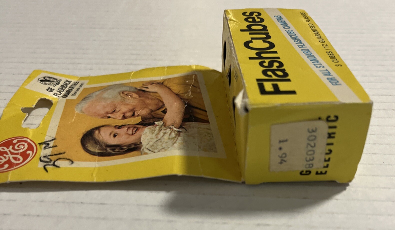 Vintage GE Flash Cubes 3 Pack General Electric NEW OLD STOCK Made In USA