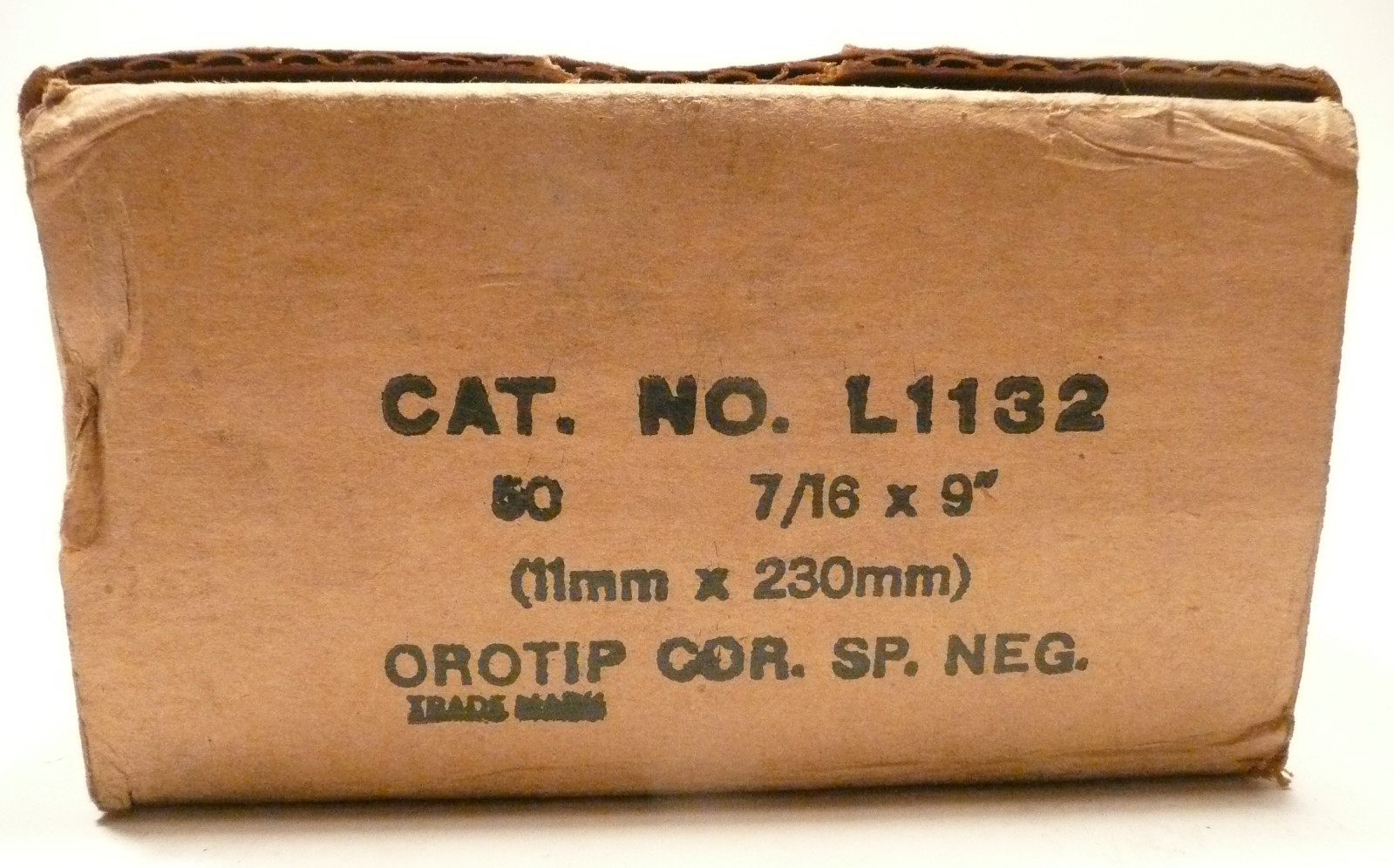 CARBON ARC RODS for 35mm PROJECTION – 1 BOX of 11mm x 9″ NATIONAL SPEC NEGATIVE