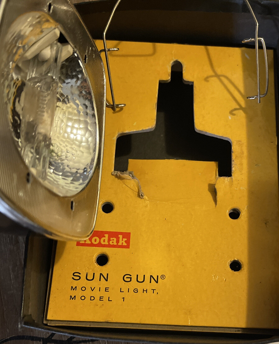 Kodak SUN GUN Movie light model 1,Exposure Guide kodachromeII Type ADWY Vintage