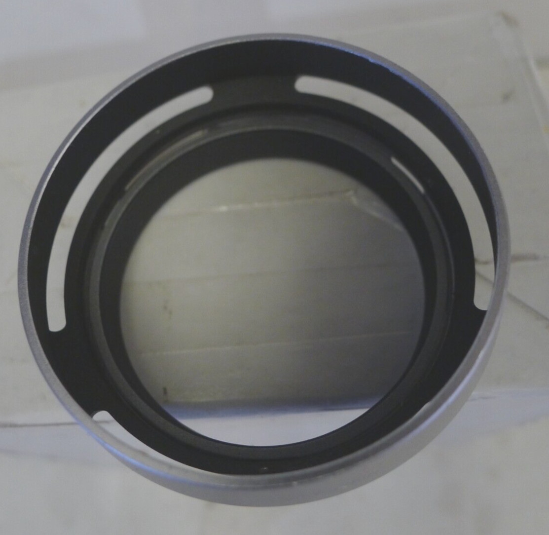 Vello LHF-X100 Lens Hood & 49mm Adapter Ring Fuji Fujifilm X100F X70 X100S X100T