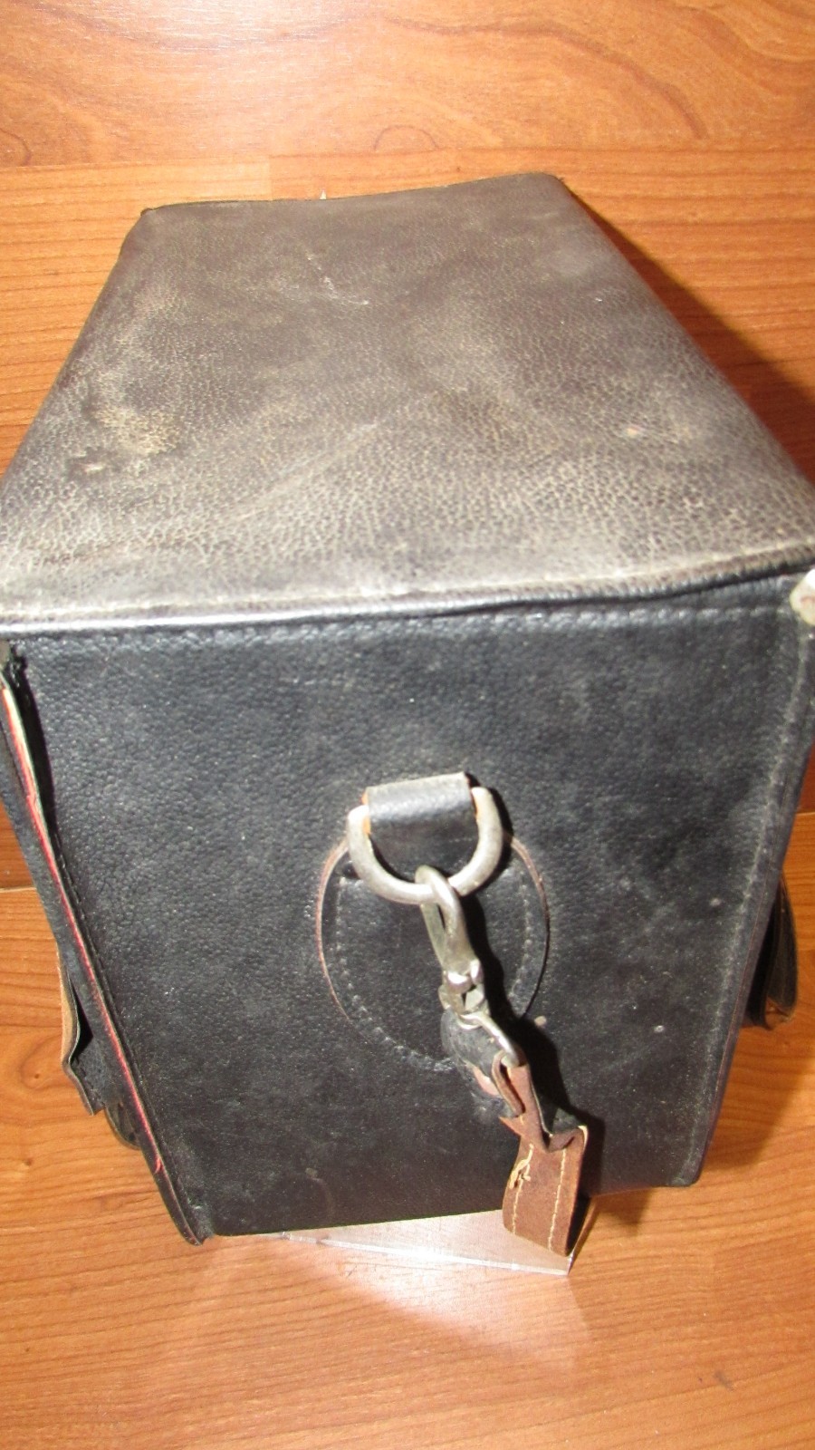 Vintage black leather camera Kali-Bag for Graflex medium format cameras, others