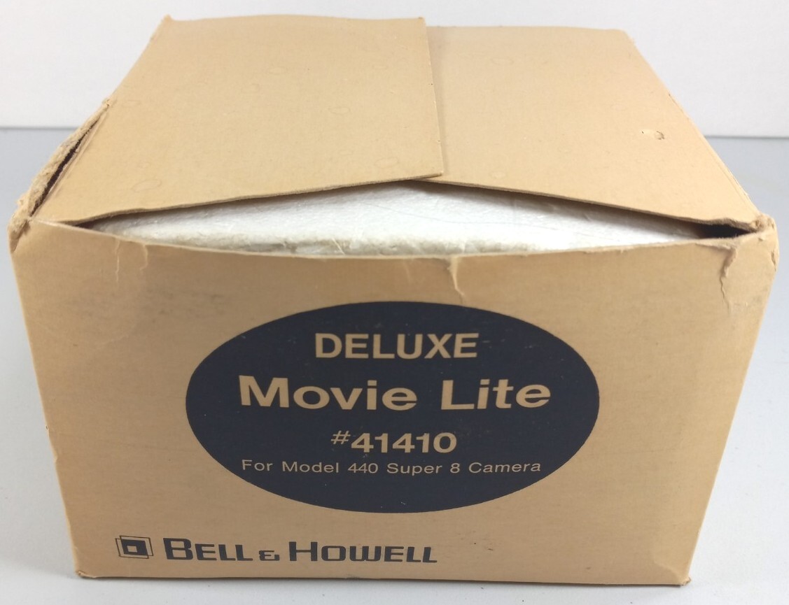 Bell & Howell Deluxe Movie Lite 41410 Tested
