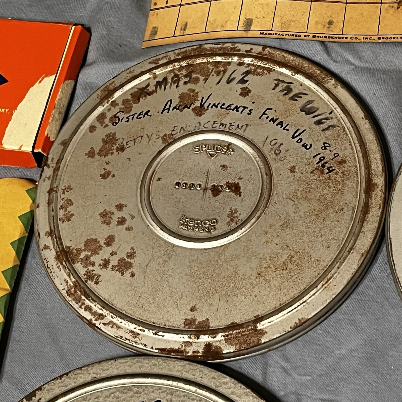 Vintage Silver Real to Reel Tape Metal Carrying Case W/12 Reels & Accessories