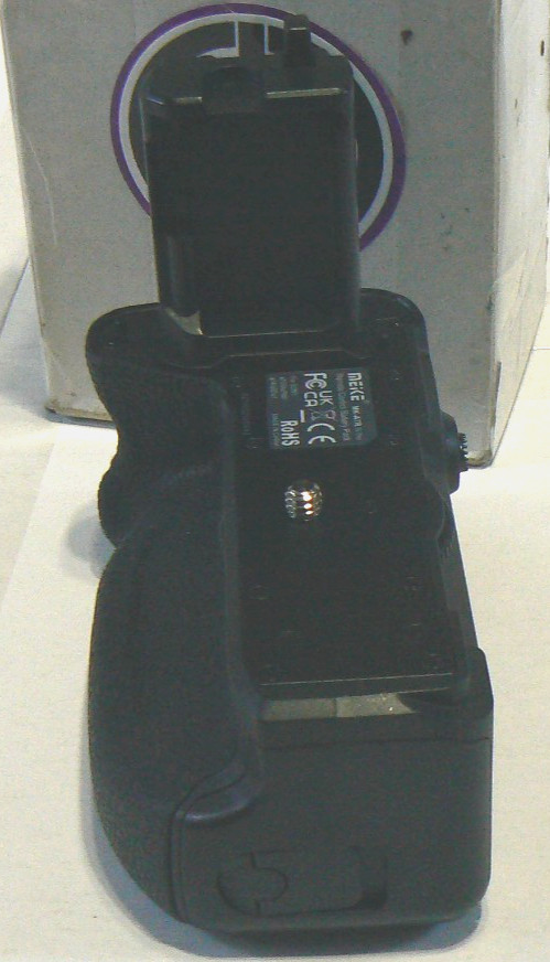 Meike MK-A7R IV Pro Remote Control Battery Pack Grip for Sony a7S3 a7R4 a74