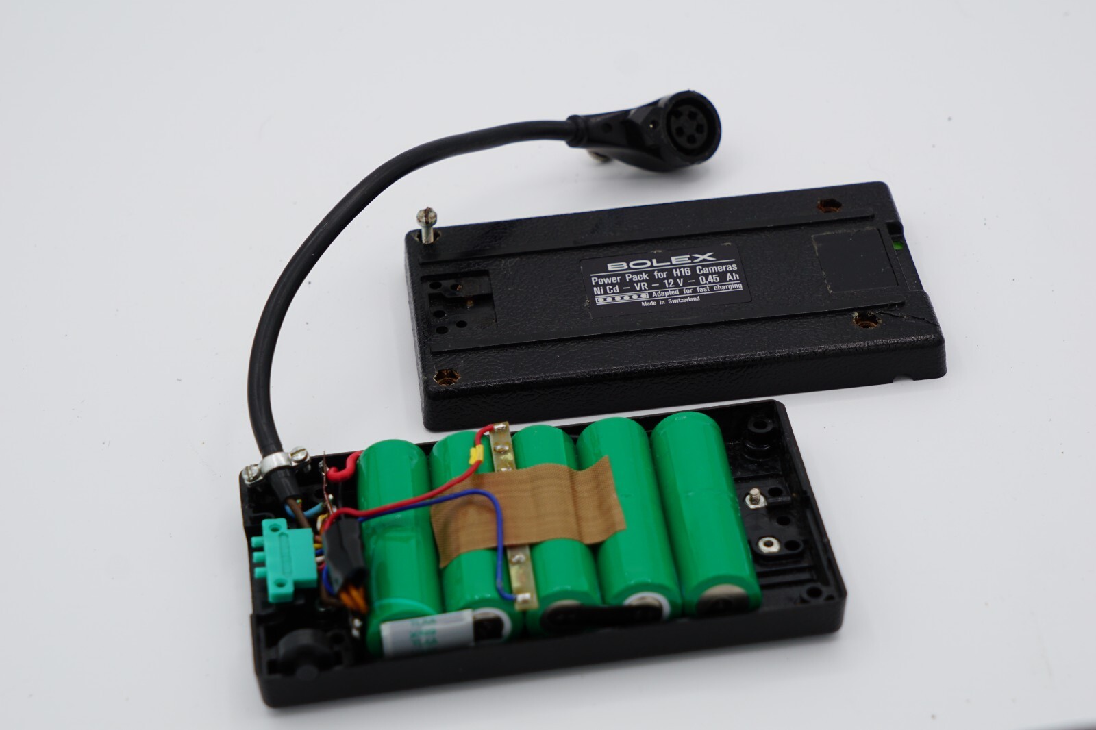 New Battery Re-Celling Service for 12 Volt Bolex Battery Packs, and EL Series