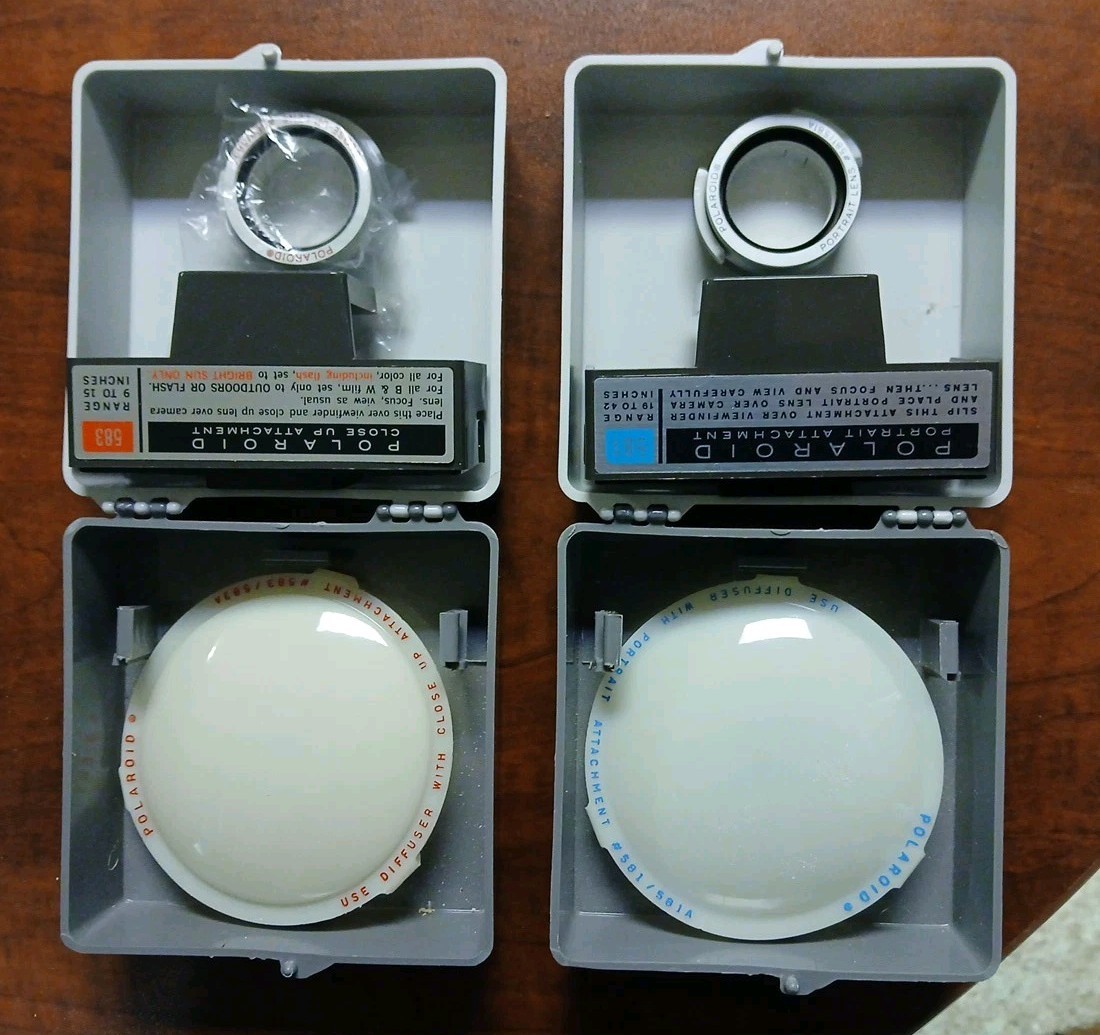 Vtg. Polaroid Automatic 250 Land Camera Portrait Kit # 581 + Close-up Kit # 583